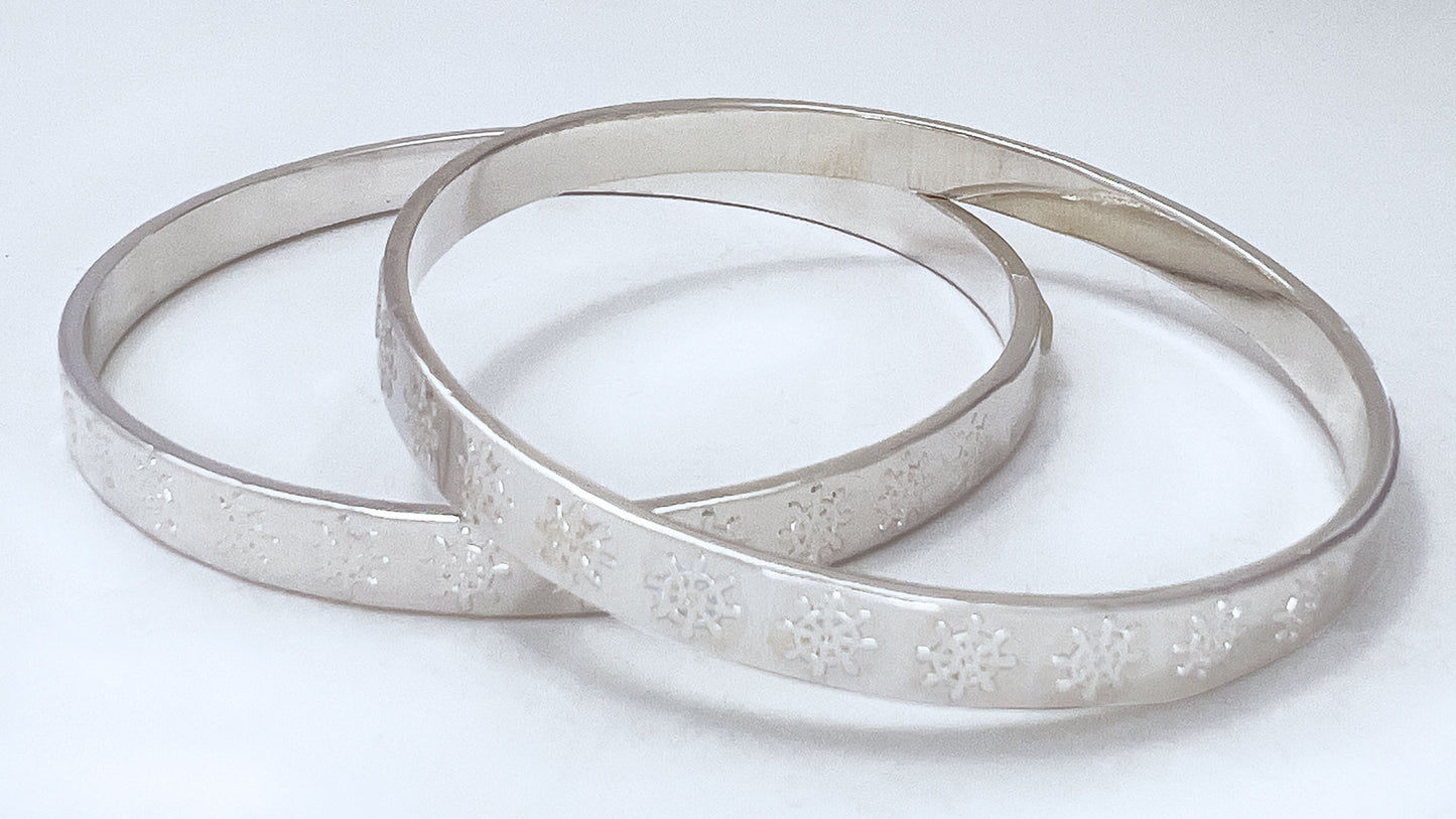Ships Wheel Silver Bangle