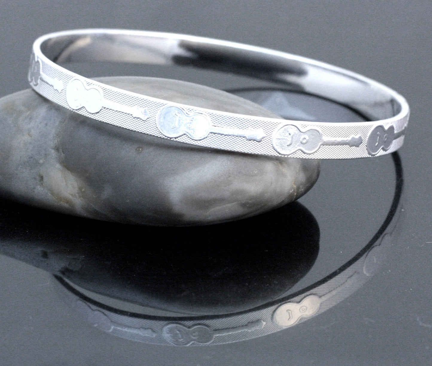 Guitar Bangle