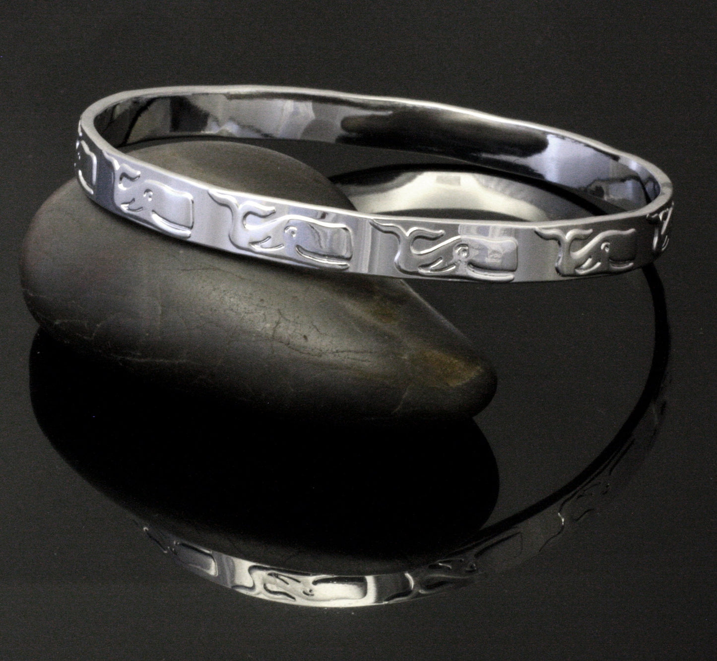 Whale Silver Bangle