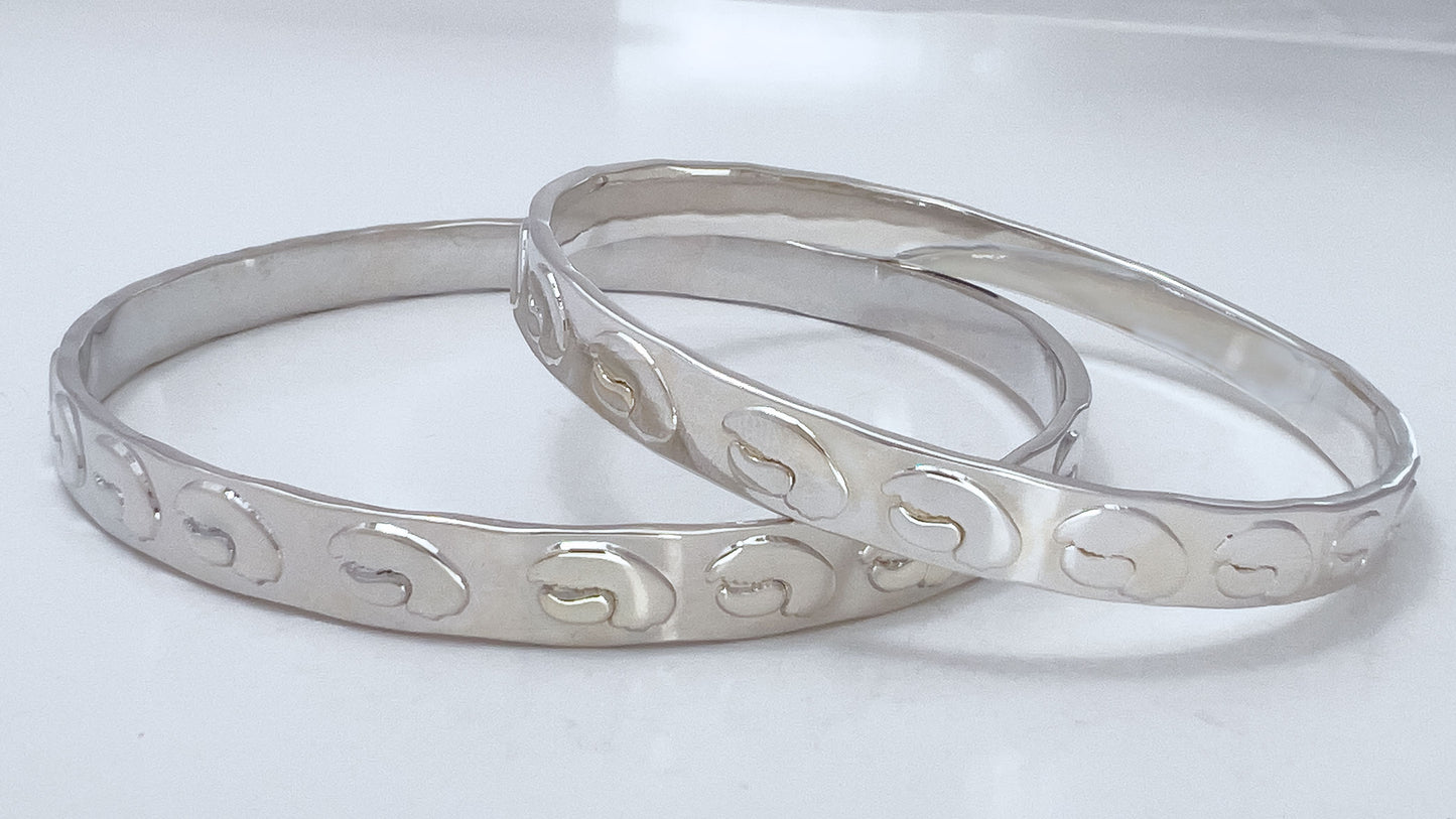 Lobster Claw Silver Bangle