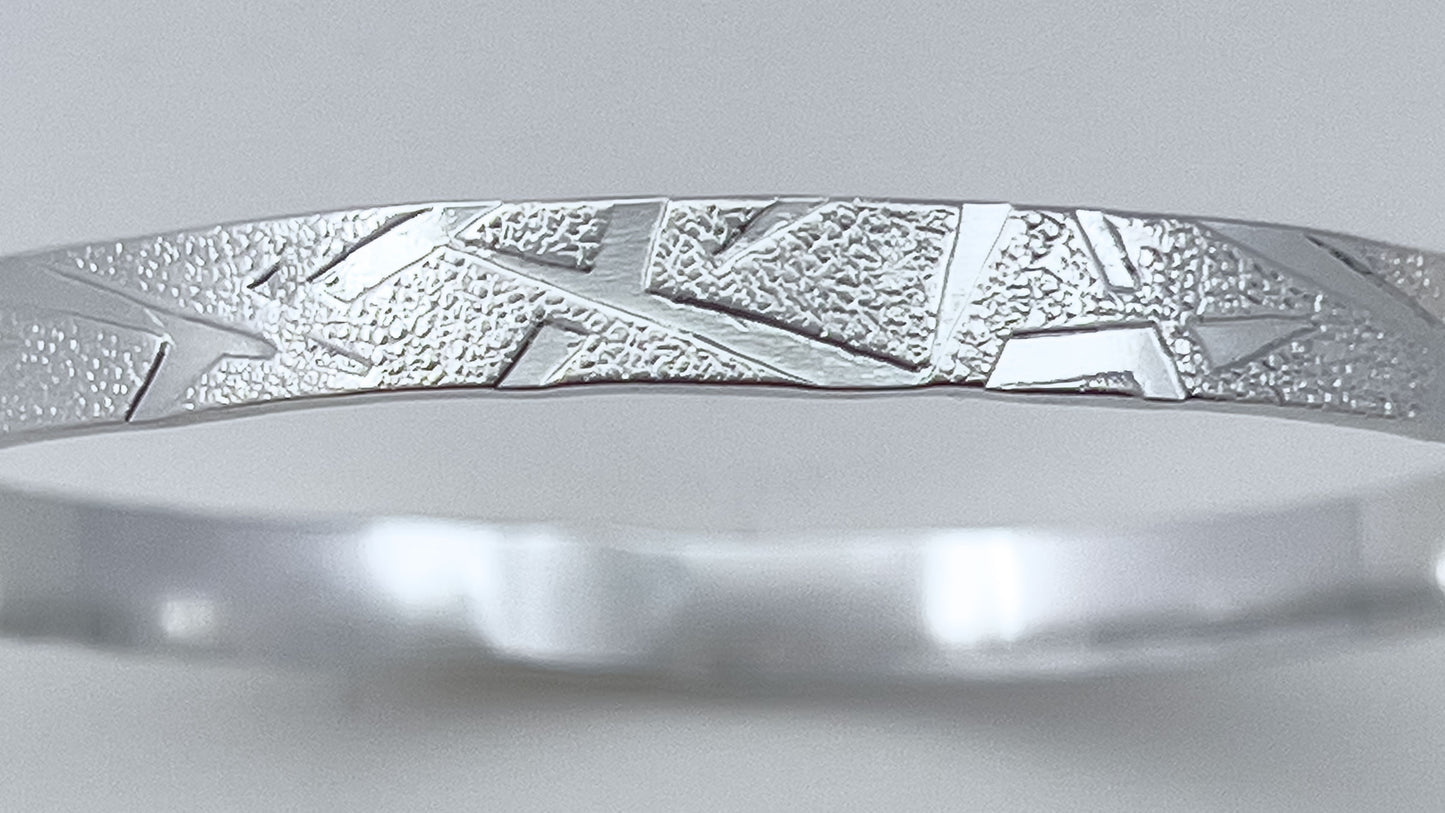 Showstopper Silver Bangle