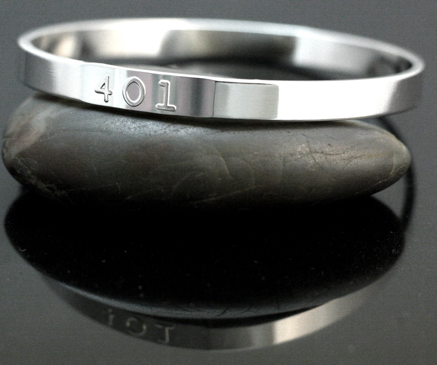 401 Bangle