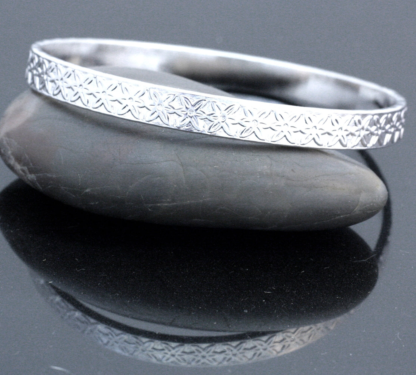 Petal Power Silver Bangle